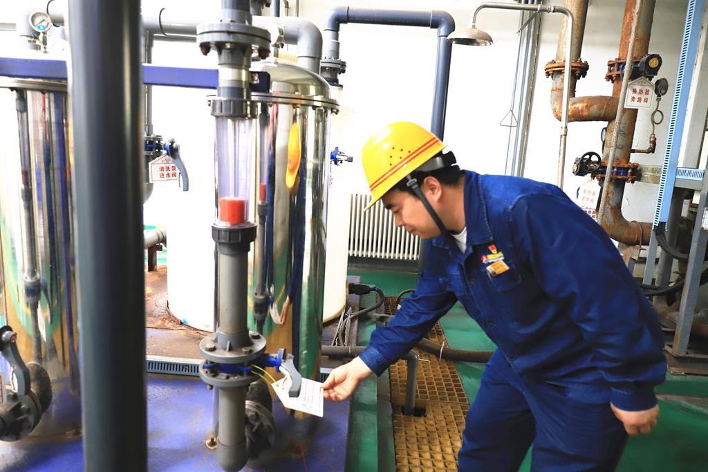 錘煉“硬作風(fēng)” 以降本“支點(diǎn)”撬動(dòng)增效“杠桿” 錘煉“硬作風(fēng)” 以降本“支點(diǎn)”撬動(dòng)增效“杠桿”