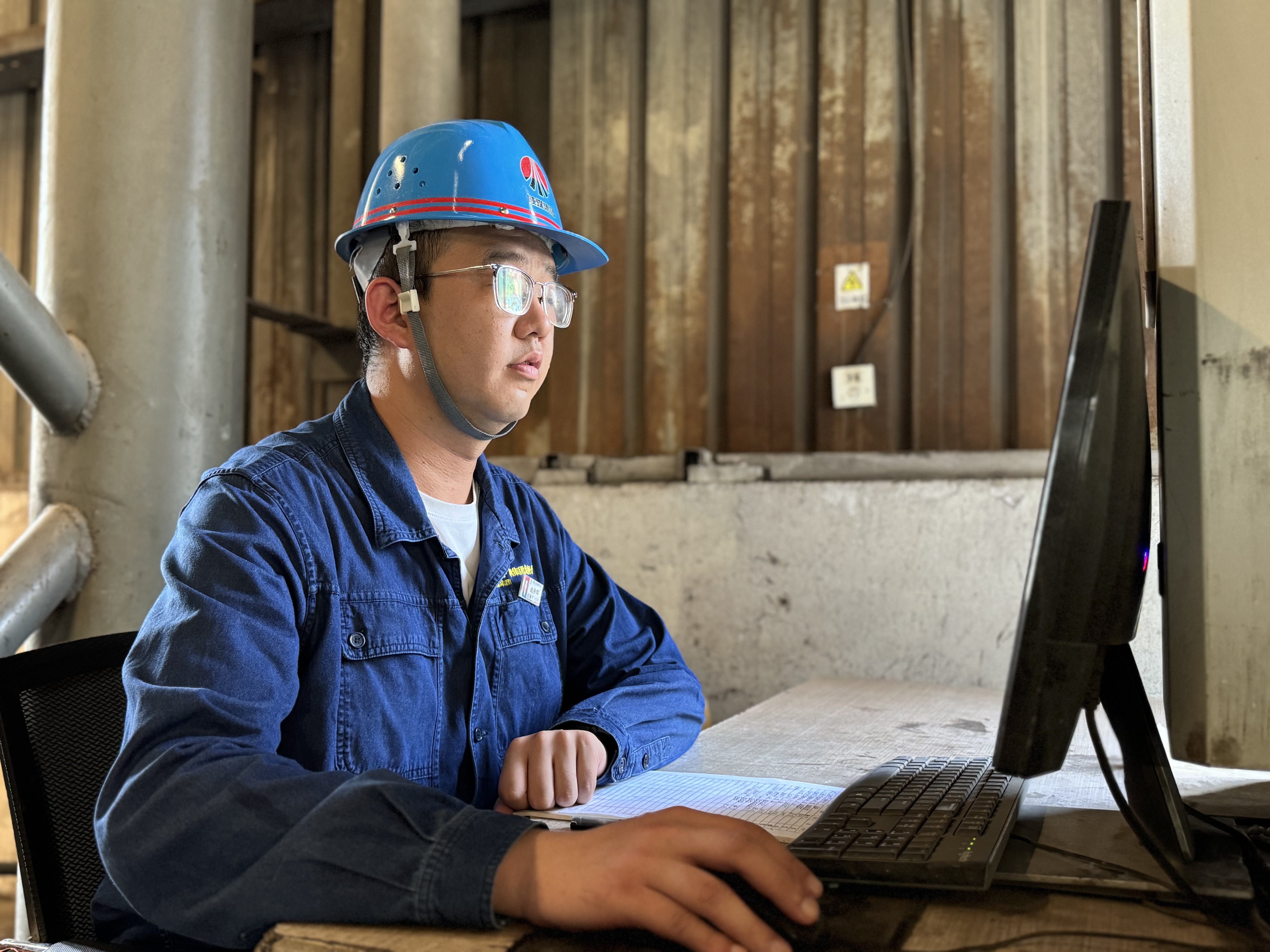 毫米刻度里的執著 毫米刻度里的執著