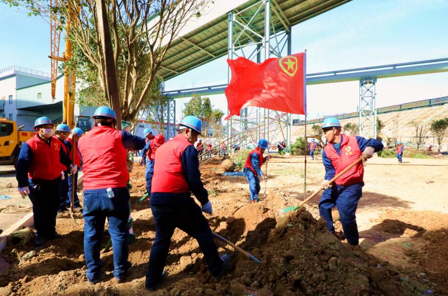 尋找青年團員實干與擔當的“初心答案”——龍鋼公司煉鐵廠高爐團支部榮獲陜煤集團“五四紅旗團支部”稱號 尋找青年團員實干與擔當的“初心答案”——龍鋼公司煉鐵廠高爐團支部榮獲陜煤集團“五四紅旗團支部”稱號
