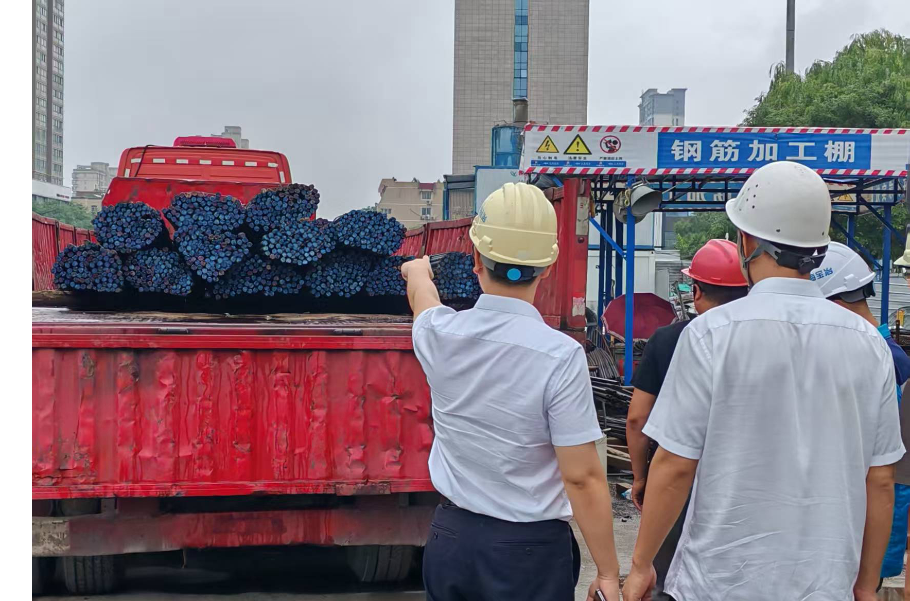 “藍(lán)膜鋼”助力地下交通系統(tǒng)建設(shè) “藍(lán)膜鋼”助力地下交通系統(tǒng)建設(shè)