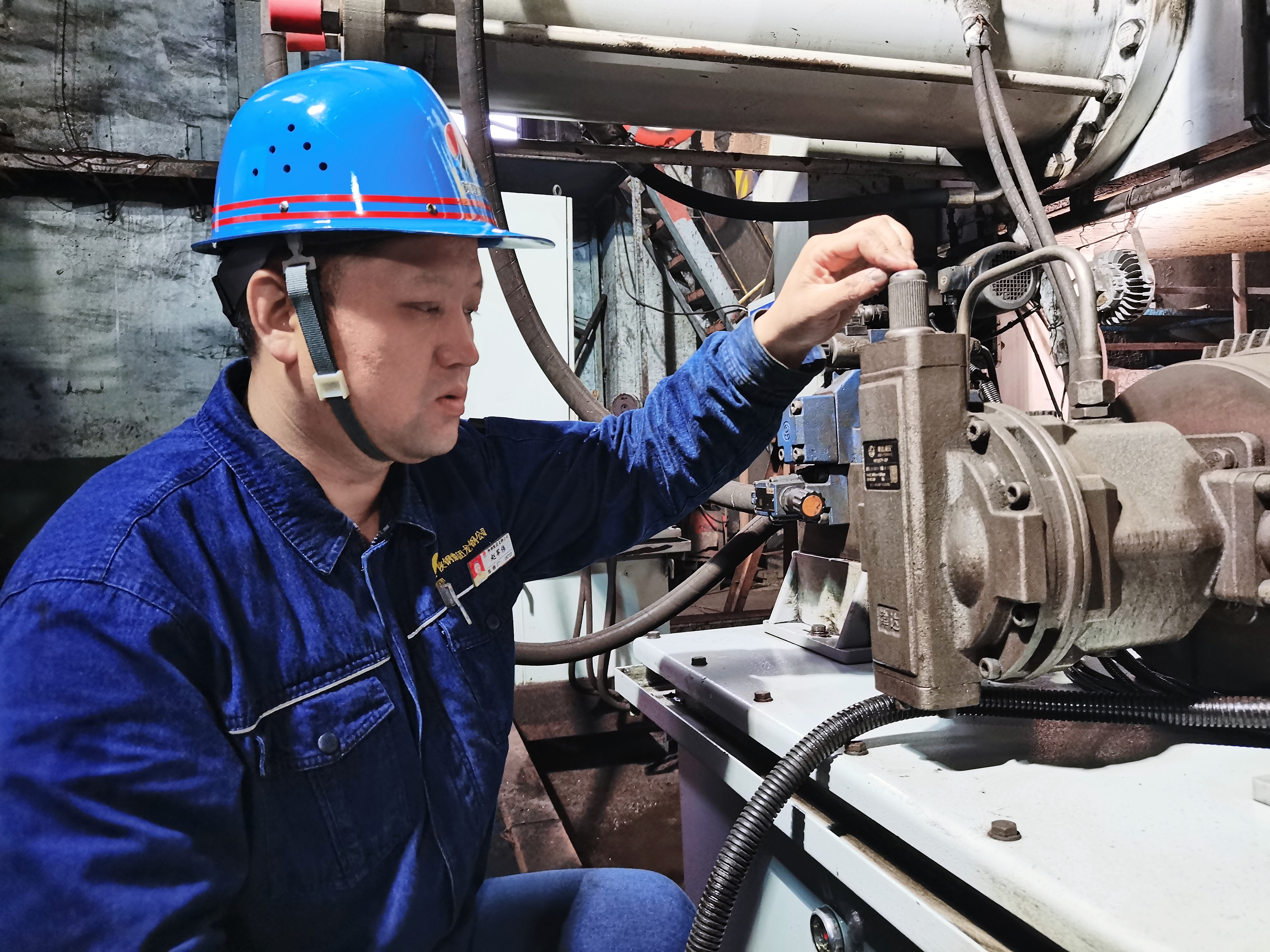 以作風“破冰”引領行動“突圍” 以作風“破冰”引領行動“突圍”