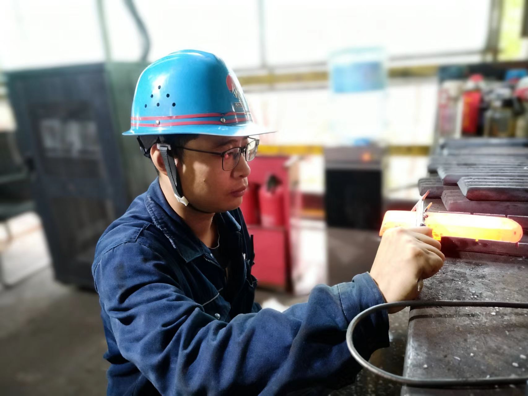 形勢教育筑根基 全鏈攻堅(jiān)沖目標(biāo) 形勢教育筑根基 全鏈攻堅(jiān)沖目標(biāo)