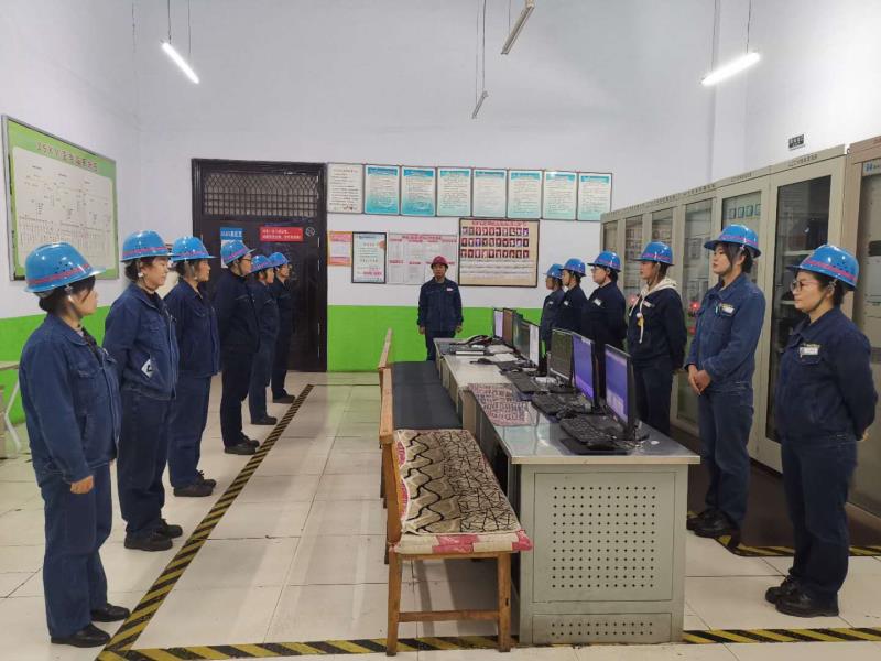 龍鋼公司高質(zhì)量開展青年人才培養(yǎng)工作 龍鋼公司高質(zhì)量開展青年人才培養(yǎng)工作