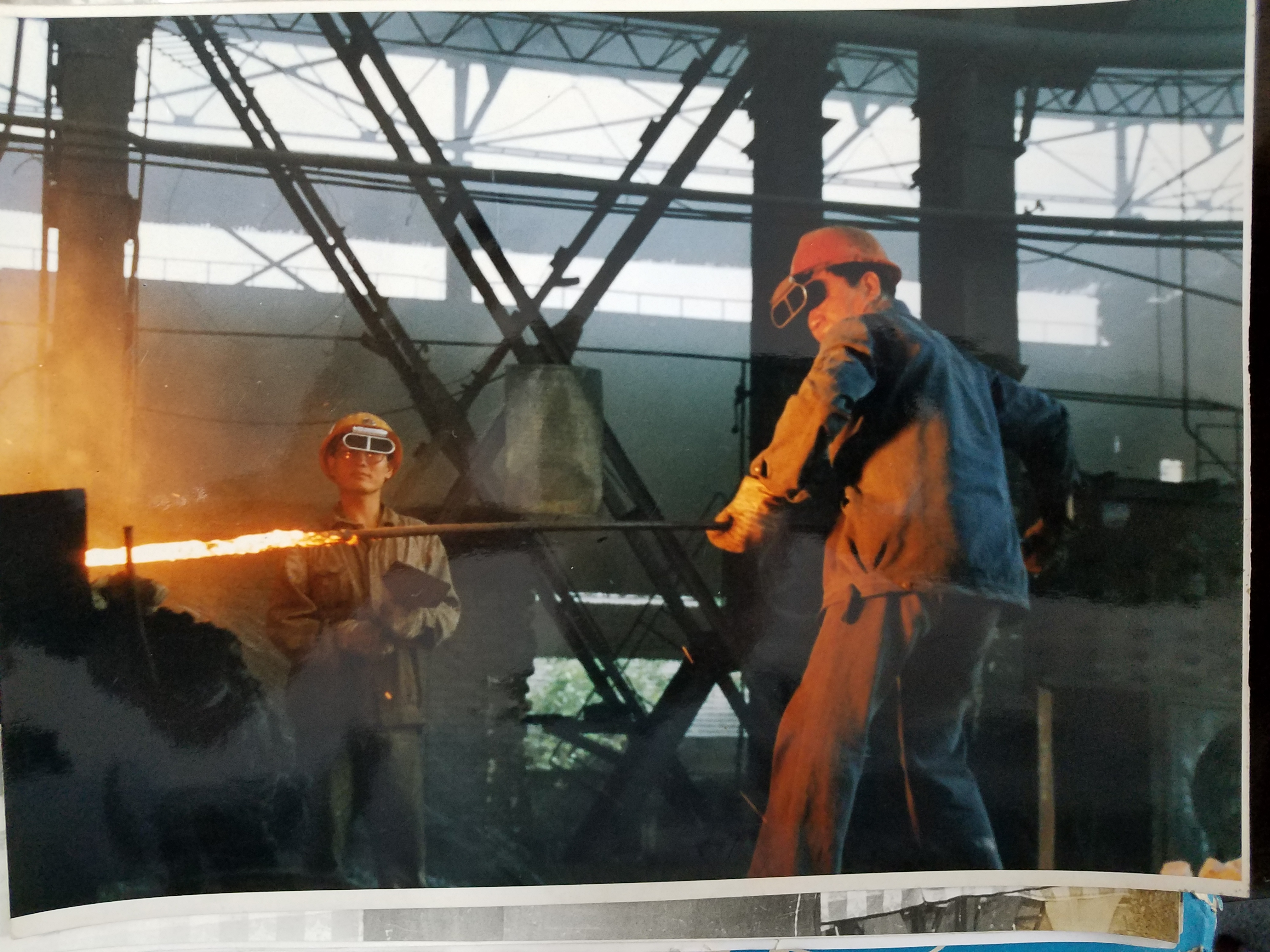 看西鋼老照片有感 看西鋼老照片有感